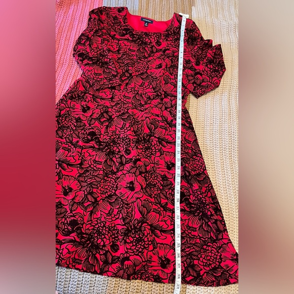Lands' End Red and Black Velvet Floral Dress - Picture 5 of 9
